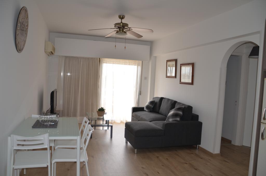 Surf & Sun Holiday Apartments ليماسول المظهر الخارجي الصورة
