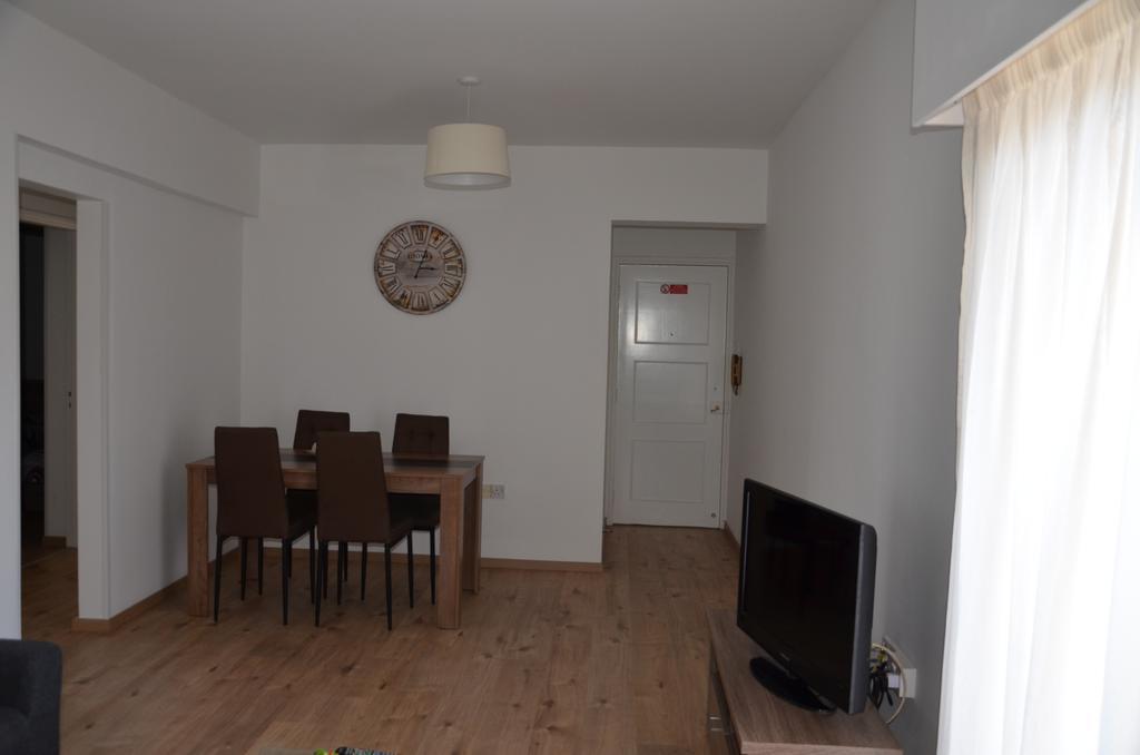 Surf & Sun Holiday Apartments ليماسول المظهر الخارجي الصورة
